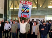 Bolsonaro esquece rixa com Globo e aumenta em 75% gastos com publicidade na emissora