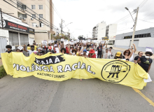 Marcha Zumbi e Dandara enche as ruas de Goiânia na luta contra o racismo