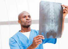 SINDSAÚDE-GO reivindica atualização do piso salarial dos técnicos em radiologia.