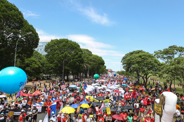 CUT e demais centrais sindicais realizam Marcha da Classe Trabalhadora em Brasília
