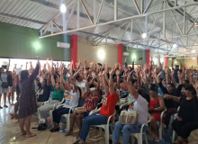 Trabalhadores da educação de Águas Lindas de Goiás mantém greve por falta de acordo