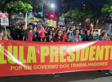 Manifestantes pela democracia respondem terrorismo em Brasília: "Sem anistia"