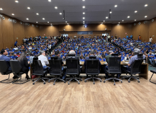 Frente Ampla Suprapartidária realiza ato contra a privatização da SANEAGO