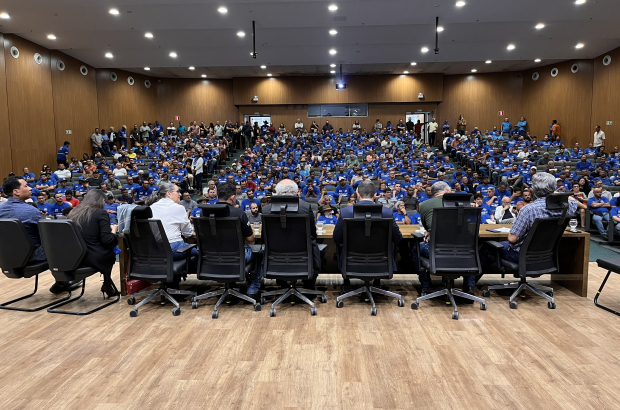 Frente Ampla Suprapartidária realiza ato contra a privatização da SANEAGO