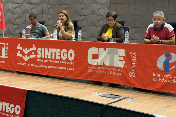 Assembleia do SINTEGO atualiza Administrativos sobre Plano de Carreira