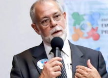 Sindicatos organizam palestra para debater a PEC 38 com Vladimir Nepomuceno.