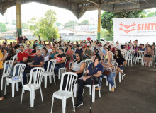 Trabalhadores da educação aprovam proposta do Paço em assembleia do Sintego